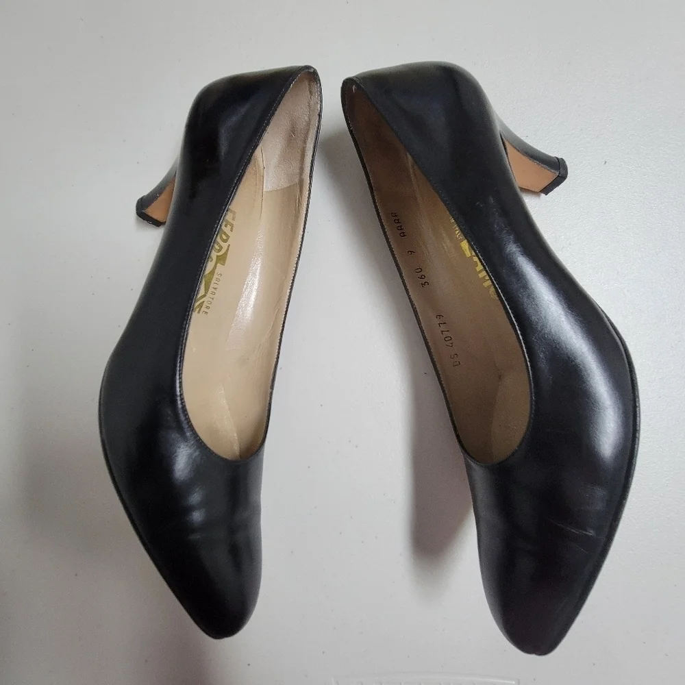 Salvatore Ferragamo Classic Leather Pump.